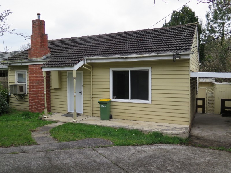 11 Edward Street, Ferntree Gully VIC 3156