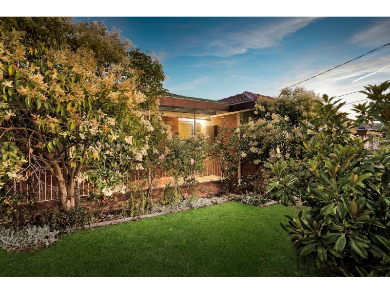 16 Burke Road, Ferntree Gully VIC 3156