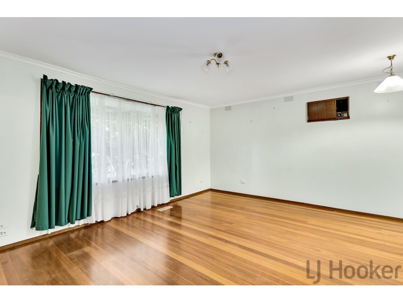 16 Burke Road, Ferntree Gully VIC 3156