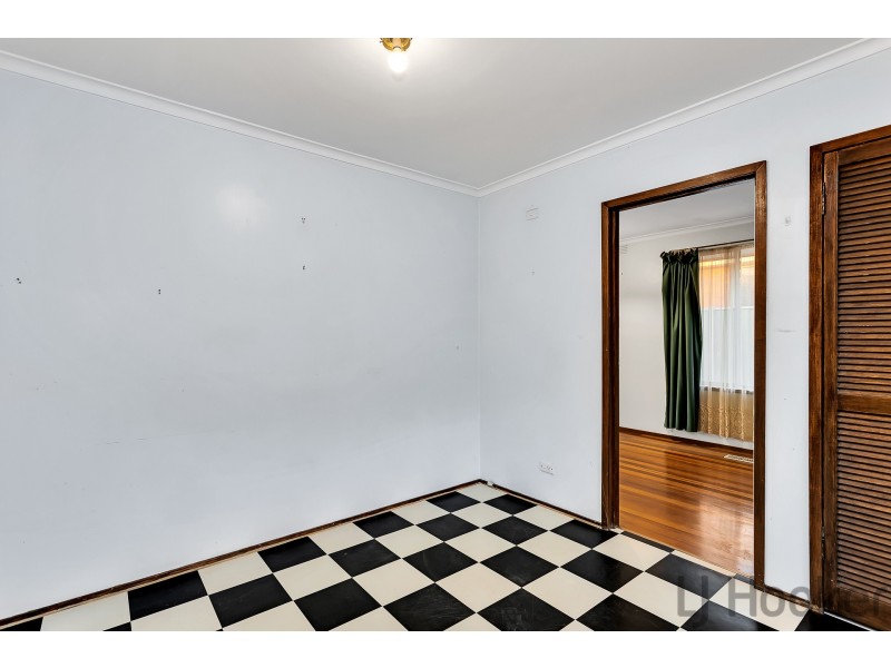 16 Burke Road, Ferntree Gully VIC 3156