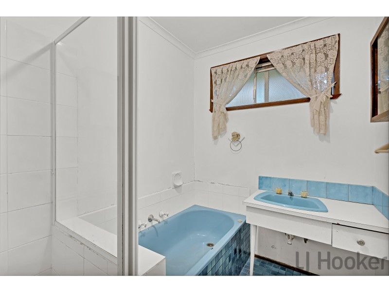 16 Burke Road, Ferntree Gully VIC 3156