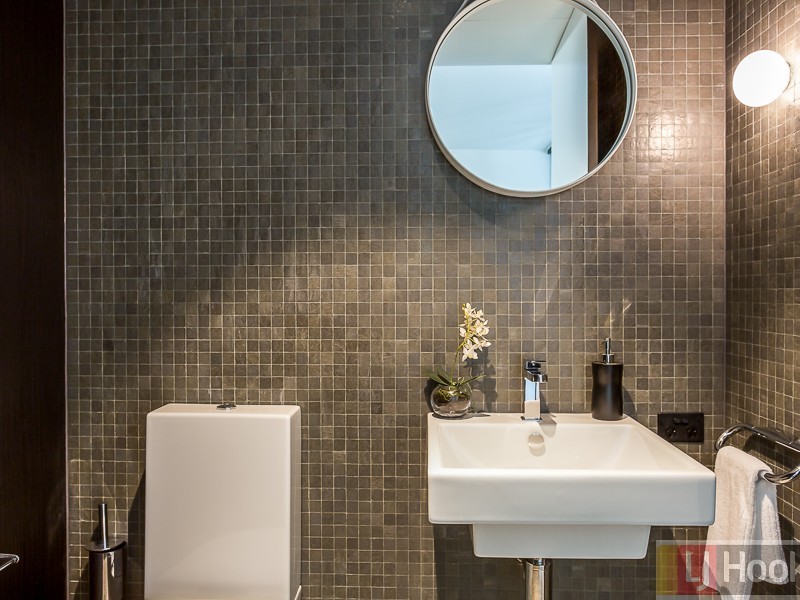 16/30 Esplanade, Brighton VIC 3186