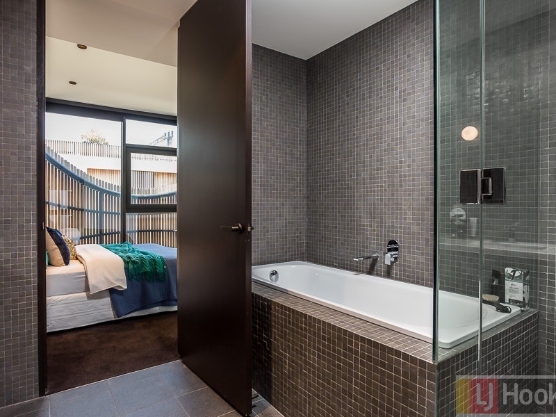 16/30 Esplanade, Brighton VIC 3186