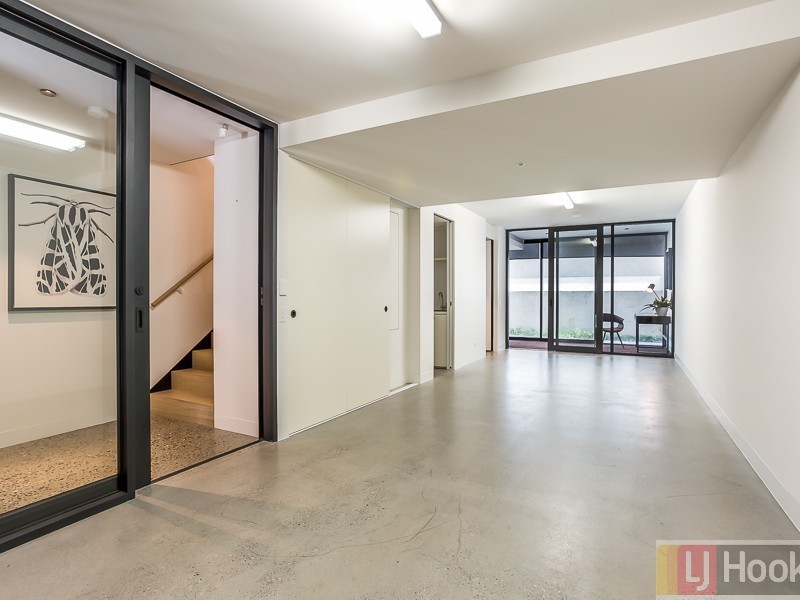 16/30 Esplanade, Brighton VIC 3186