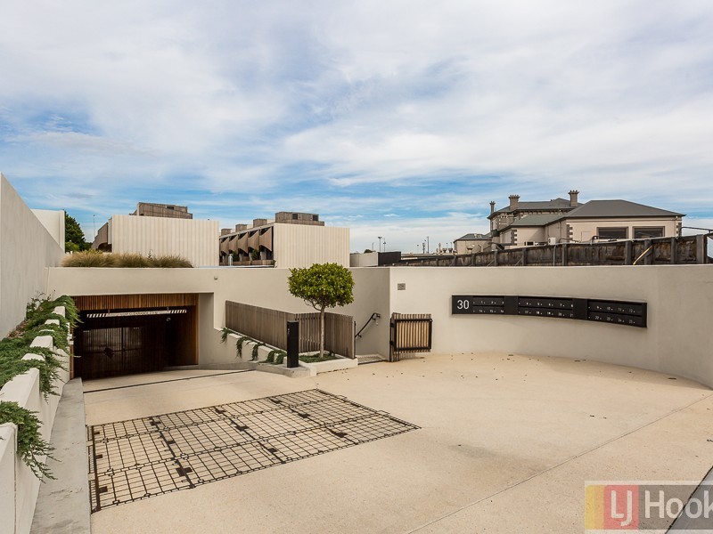16/30 Esplanade, Brighton VIC 3186
