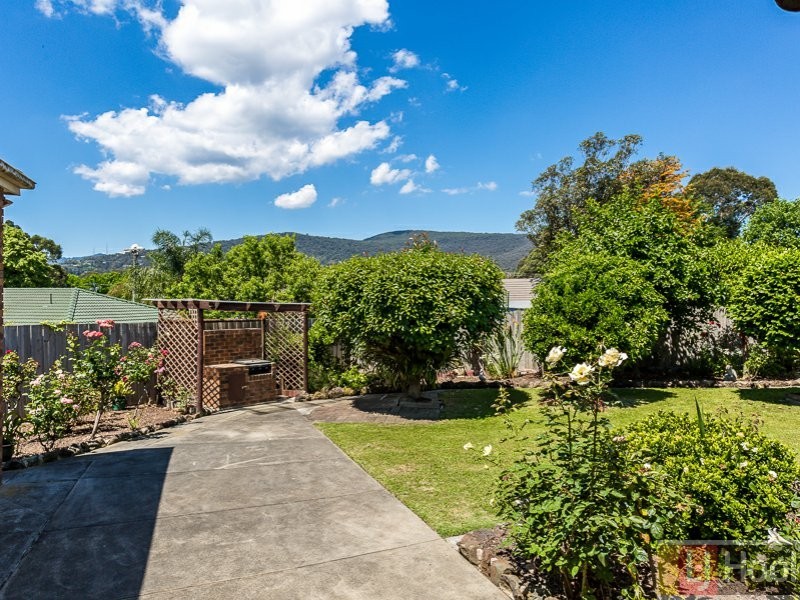 6 Nairana Court, Ferntree Gully VIC 3156