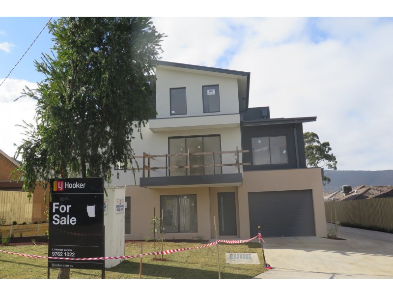 1 Woodvale Road, Boronia VIC 3155