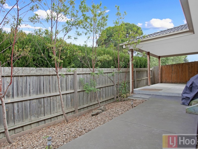 2 & 3/20 Tulip Crescent, Boronia VIC 3155