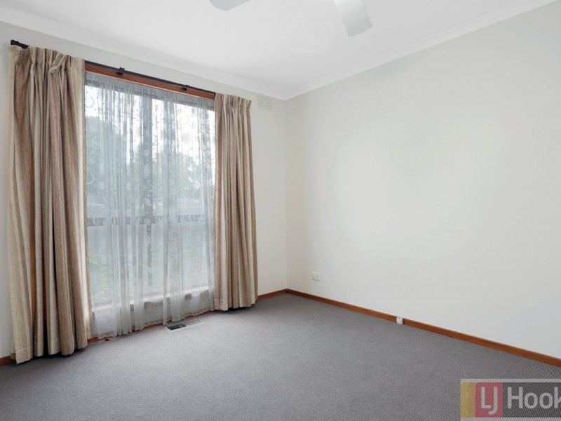 6 Coachmans Square, Wantirna VIC 3152