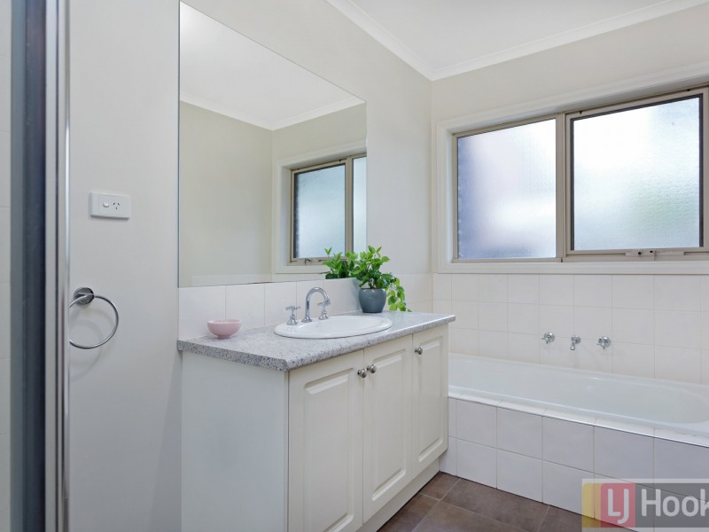 2/12 Valerie Street, Boronia VIC 3155