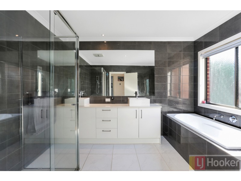 3/3 Armstrong Road, Bayswater VIC 3153