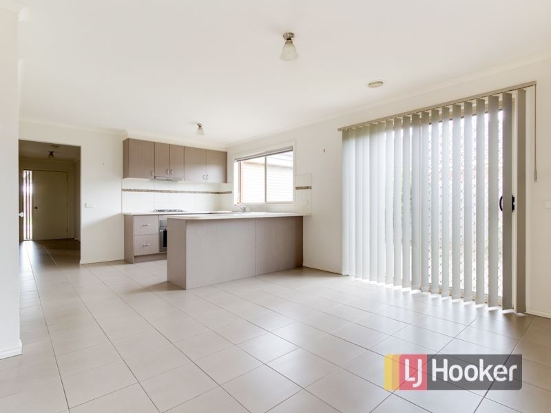 13 St Mellion Court, Cranbourne VIC 3977