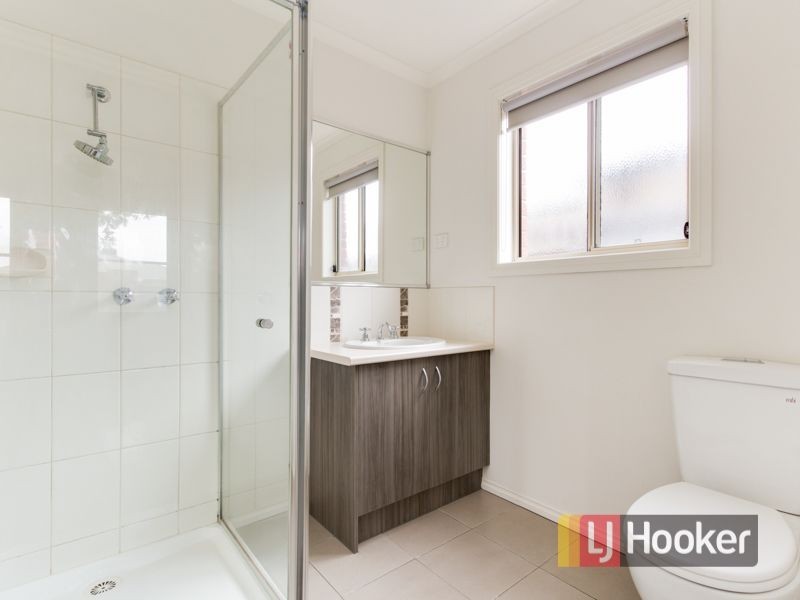 13 St Mellion Court, Cranbourne VIC 3977