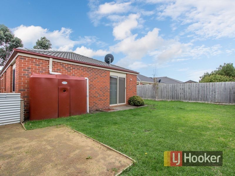 13 St Mellion Court, Cranbourne VIC 3977