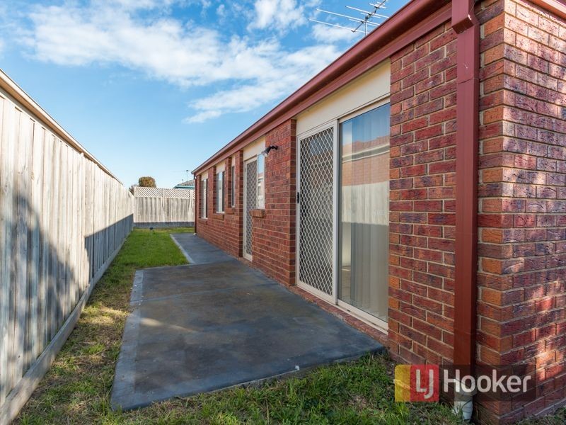 17 Jasa Crescent, Cranbourne West VIC 3977