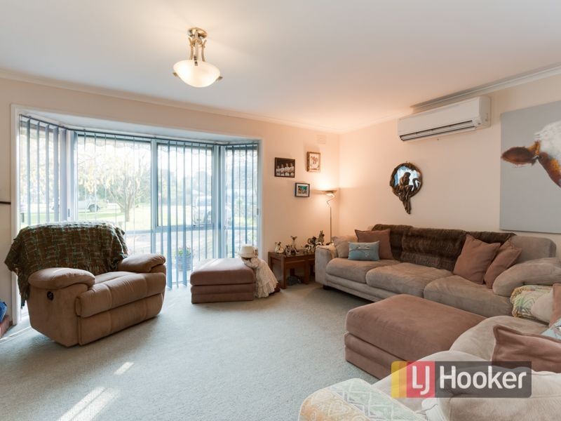 32 Collison Road, Cranbourne East VIC 3977