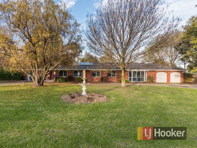 32 Collison Road, Cranbourne East VIC 3977