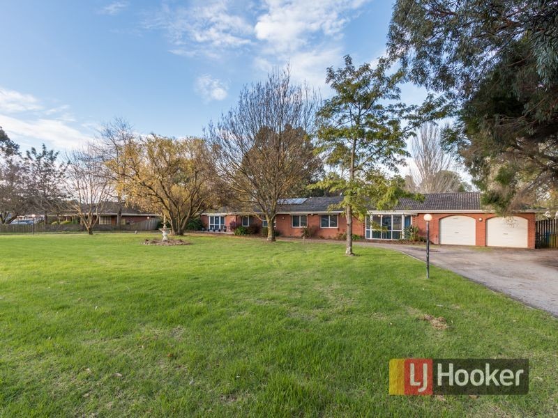 32 Collison Road, Cranbourne East VIC 3977
