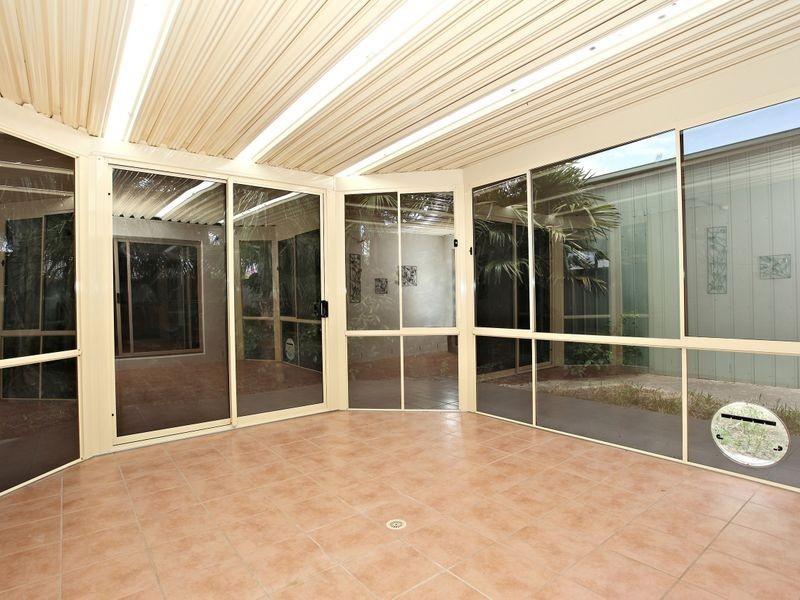 17 Bruce Street, Cranbourne VIC 3977
