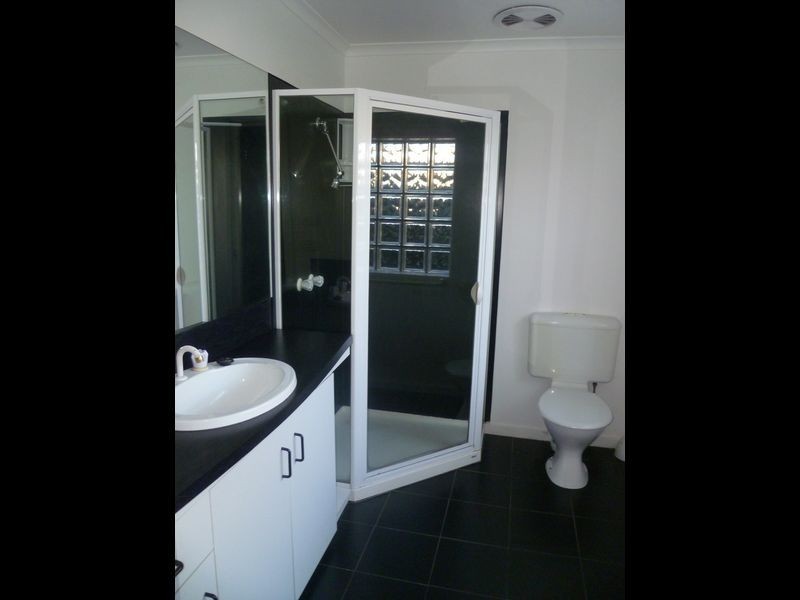 3 Flinders Court, Cranbourne VIC 3977