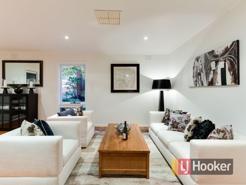 4 Wellwood Square, Wheelers Hill VIC 3150