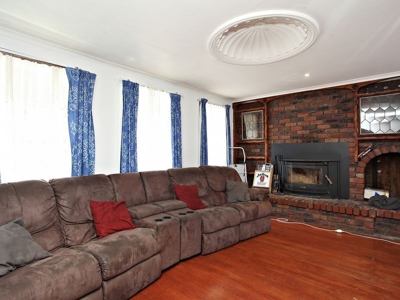 58 Clairmont Avenue, Cranbourne VIC 3977