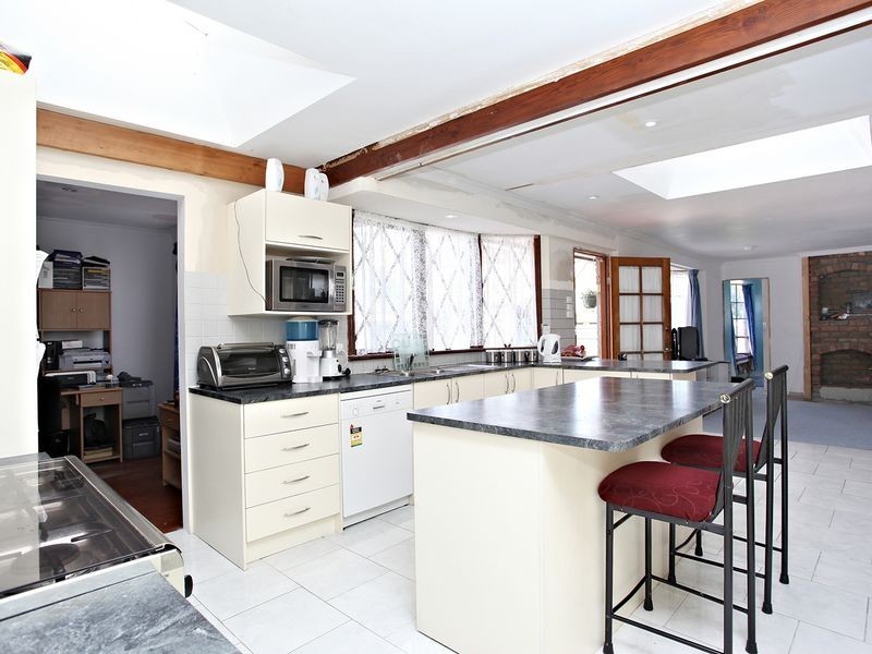 58 Clairmont Avenue, Cranbourne VIC 3977