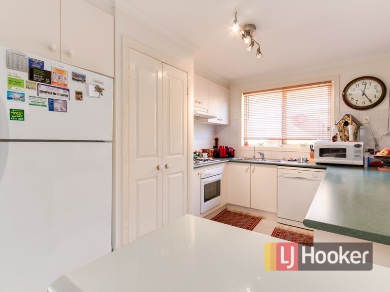 5 Nerrena Rise, Cranbourne West VIC 3977