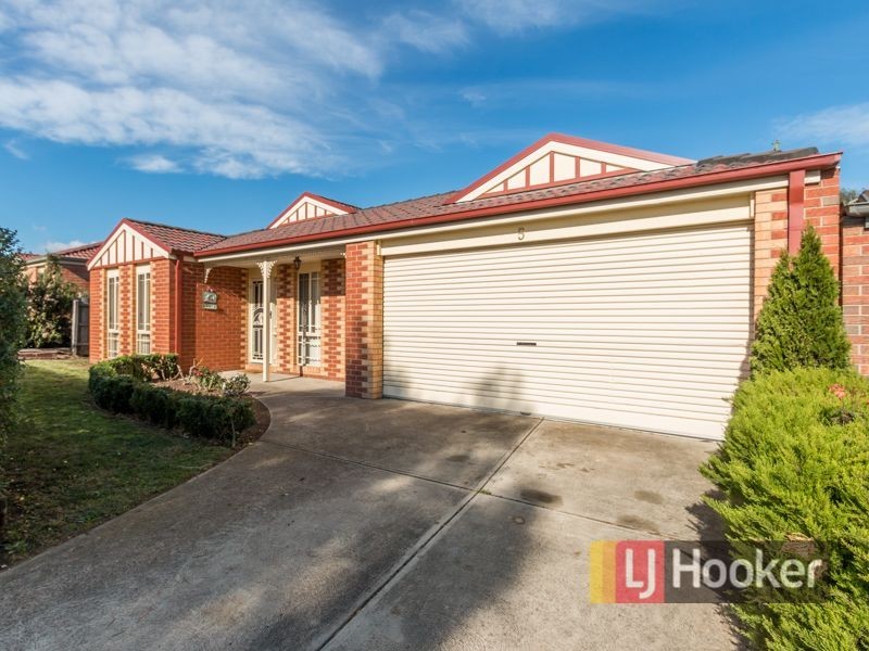 5 Nerrena Rise, Cranbourne West VIC 3977