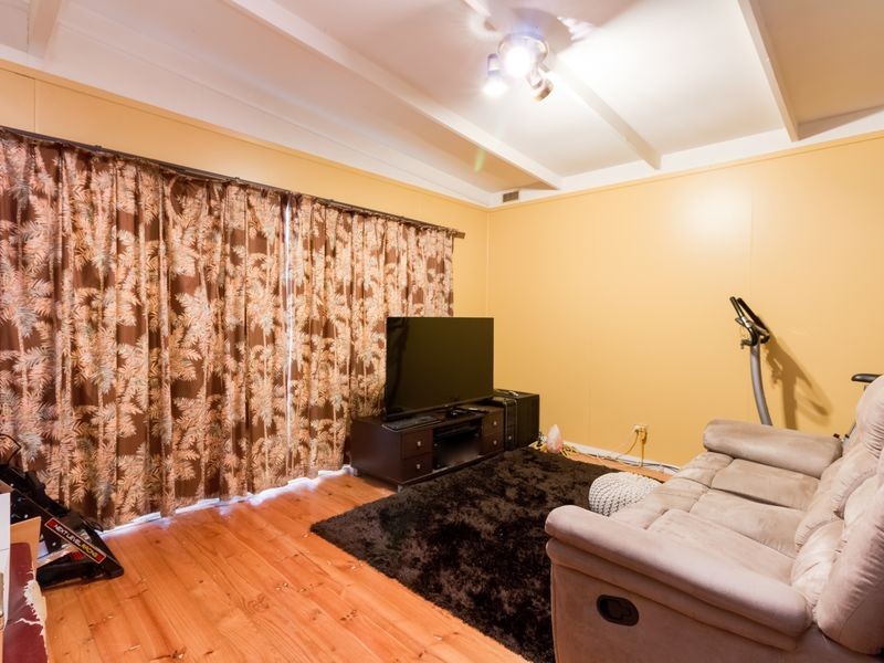 14 Graham Road, Knoxfield VIC 3180