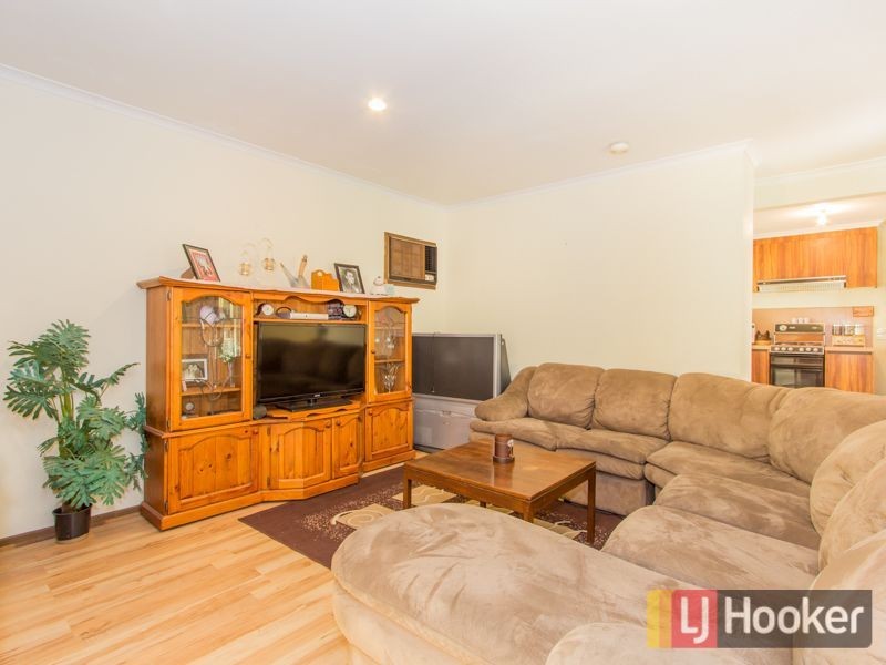 13 Lesdon Avenue, Cranbourne VIC 3977