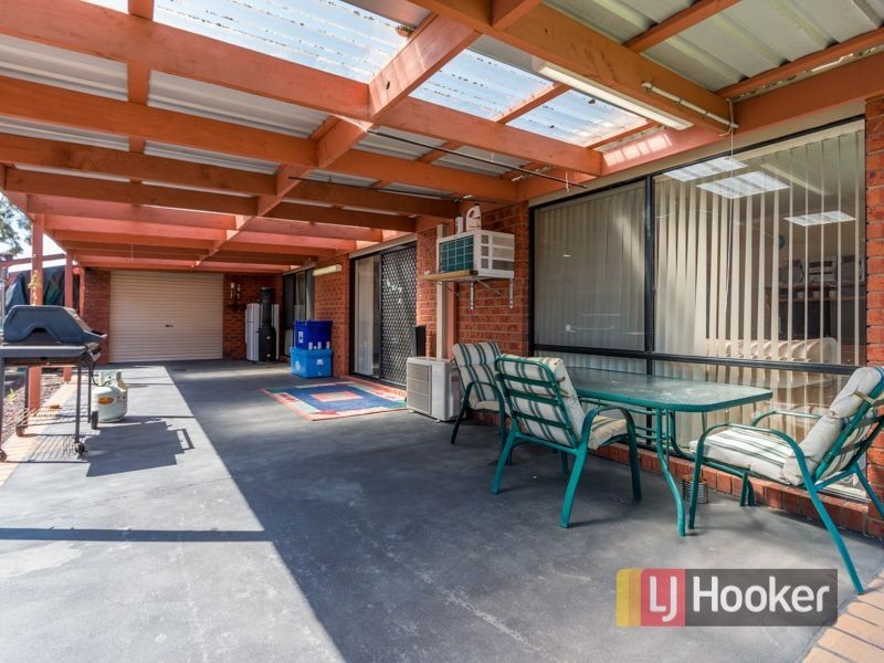 213 Monahans Road, Cranbourne West VIC 3977