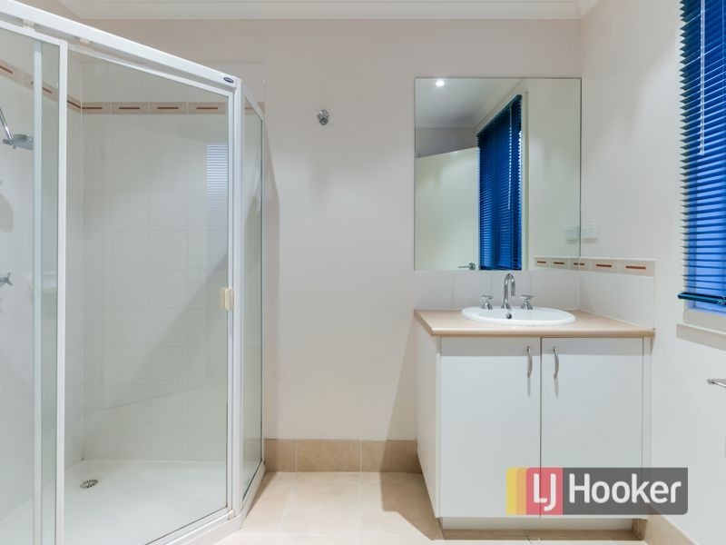 7 Boronia Avenue, Cranbourne VIC 3977