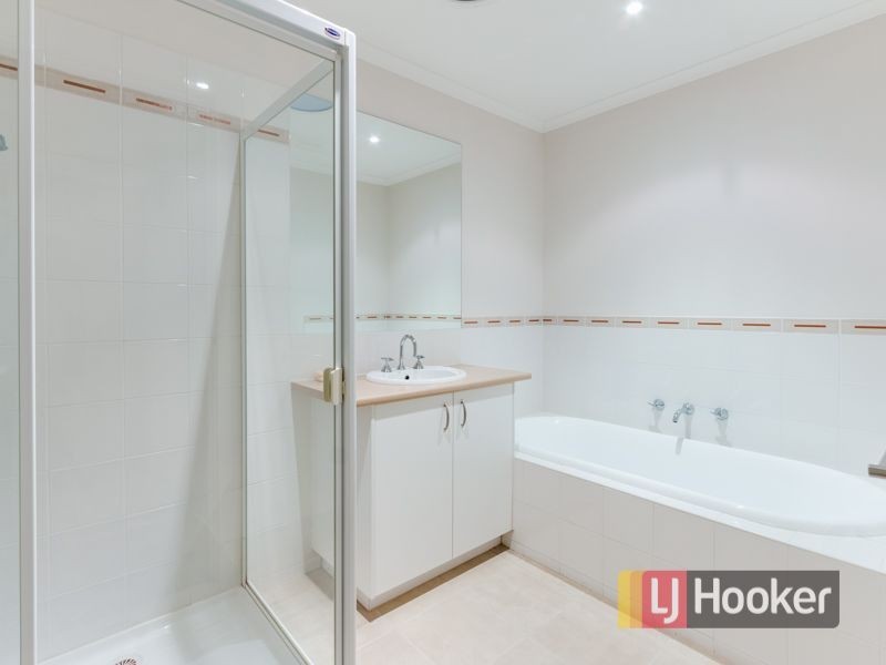 7 Boronia Avenue, Cranbourne VIC 3977