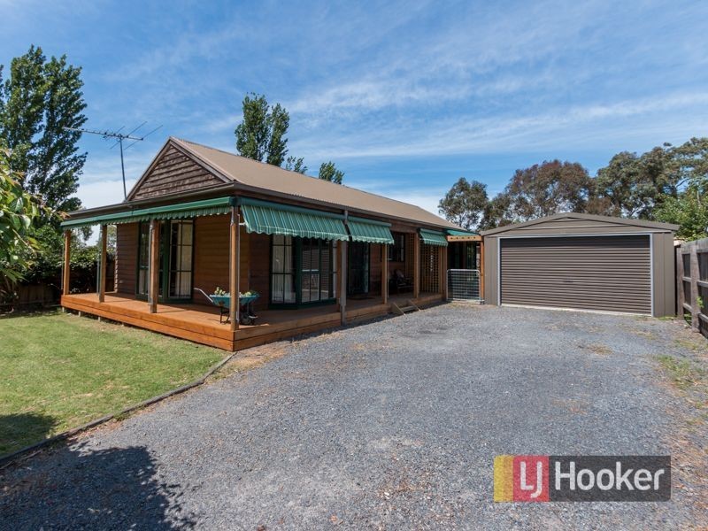 86 Huon Park Road, Cranbourne North VIC 3977