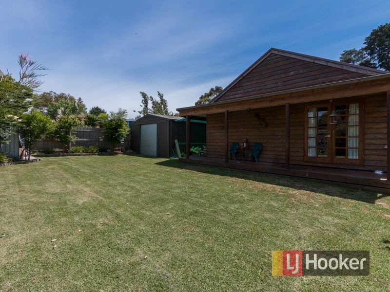 86 Huon Park Road, Cranbourne North VIC 3977