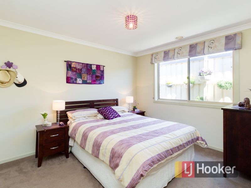 53 Flametree Circuit, Cranbourne VIC 3977