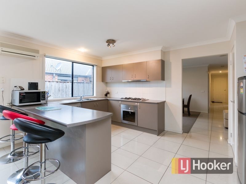 6 Boland Drive, Lyndhurst VIC 3975