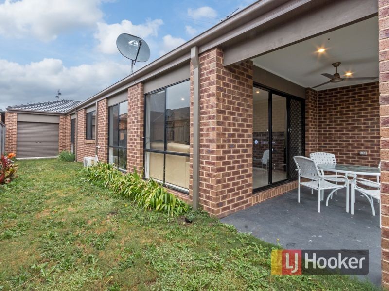 6 Boland Drive, Lyndhurst VIC 3975