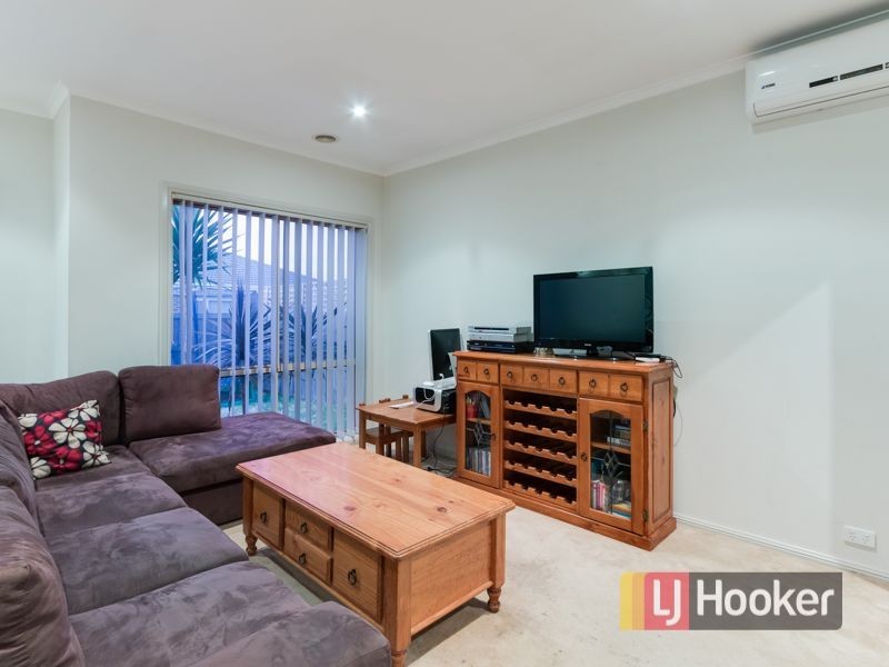22 Amhurst Drive, Narre Warren South VIC 3805