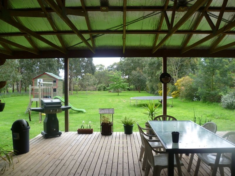 33 Collison Road, Cranbourne VIC 3977