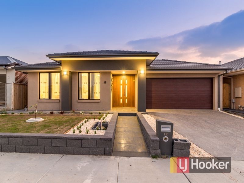12 Stableford Drive, Cranbourne West VIC 3977