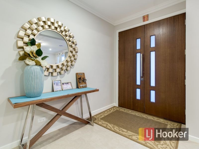 12 Stableford Drive, Cranbourne West VIC 3977