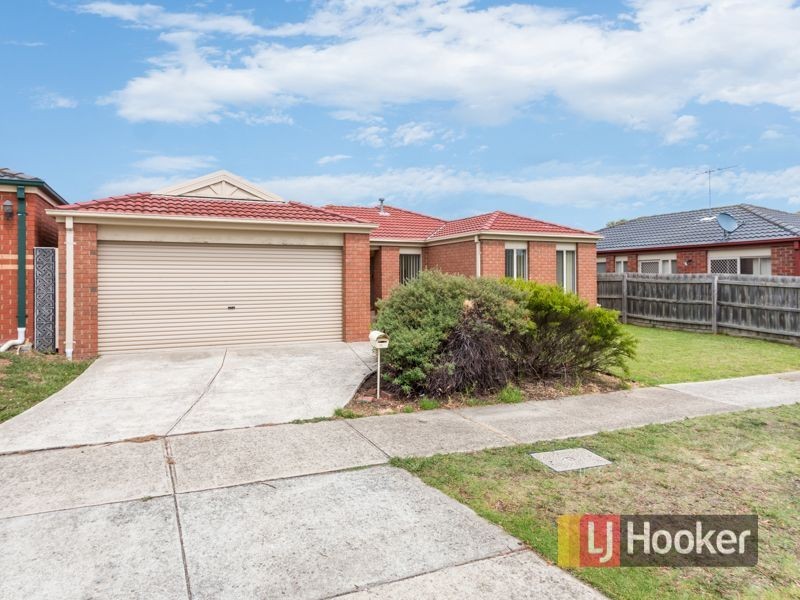 15 Jasa Crescent, Cranbourne West VIC 3977