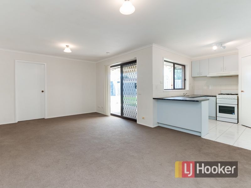 26 Terrence Drive, Cranbourne North VIC 3977