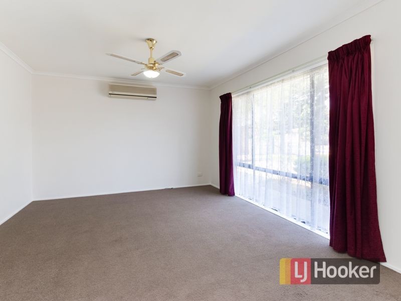 26 Terrence Drive, Cranbourne North VIC 3977
