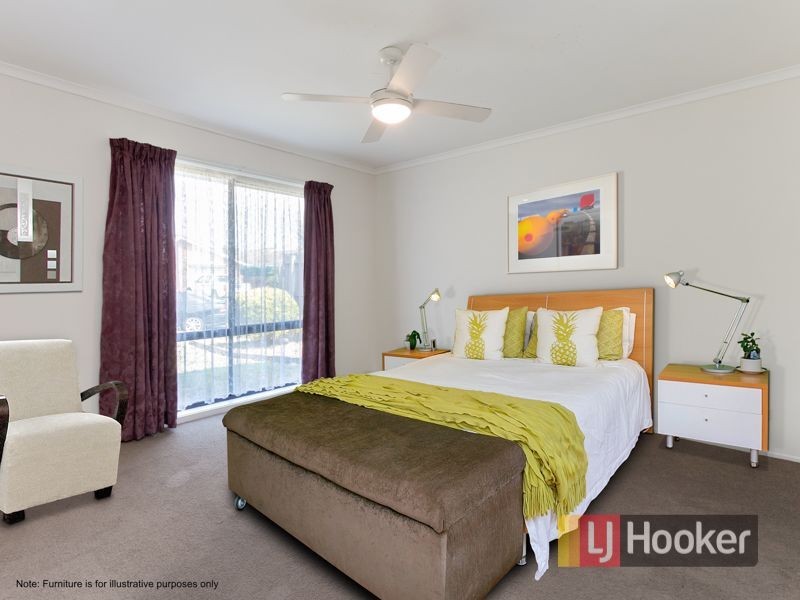 26 Terrence Drive, Cranbourne North VIC 3977