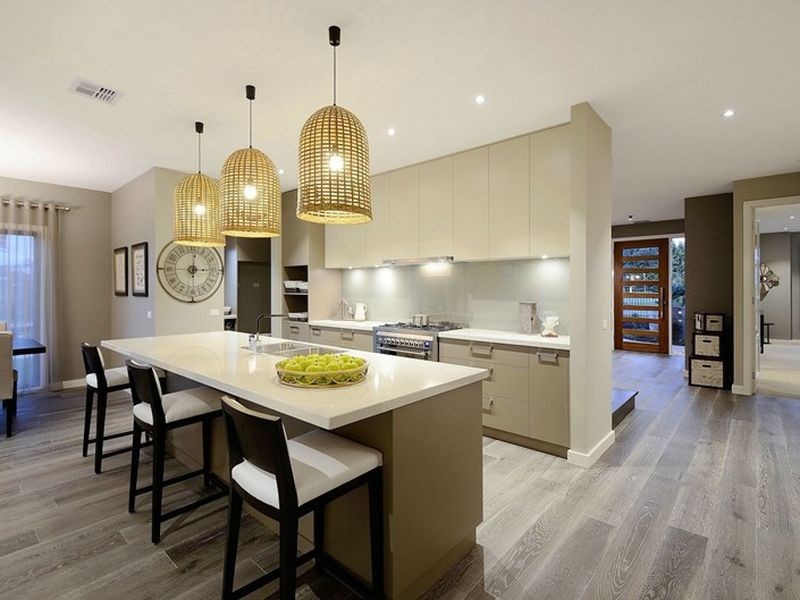 2 Belant Way, Clyde North VIC 3978