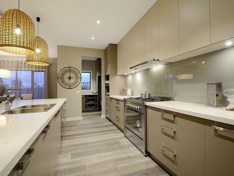 2 Belant Way, Clyde North VIC 3978