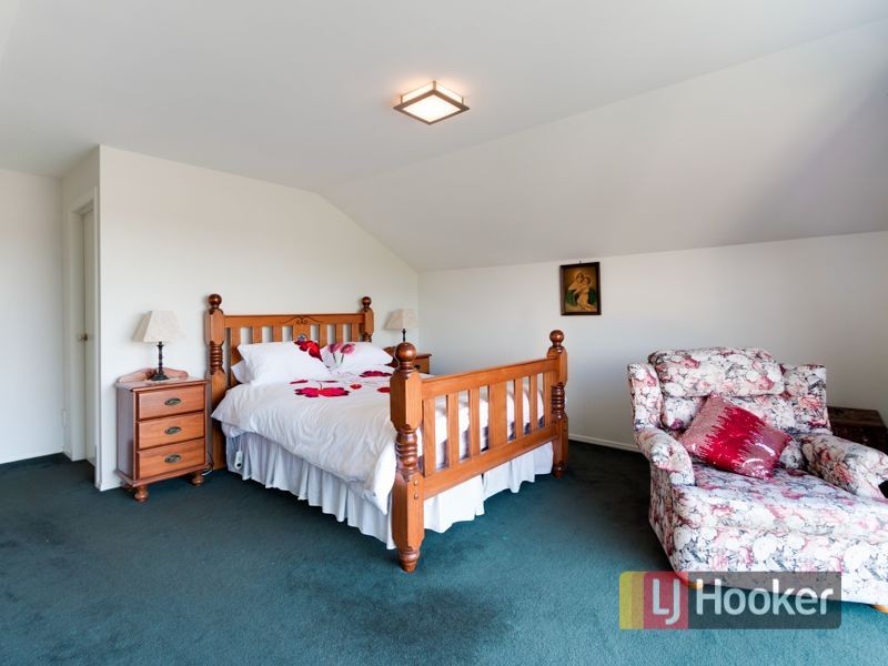 6 Stilt Close, Blind Bight VIC 3980